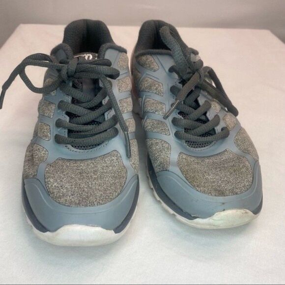 Fila Gray Pink Superstride Memory Foam Sneakers Girls 1 - Picture 6 of 11